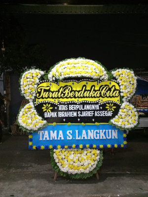 Papan Bunga Duka di Way Dadi Baru